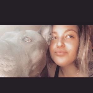 Meet your Posher, Angie